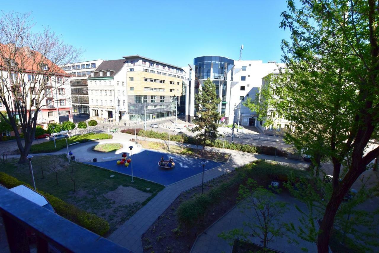 City Central Hostel Swidnicka Wrocław Zewnętrze zdjęcie